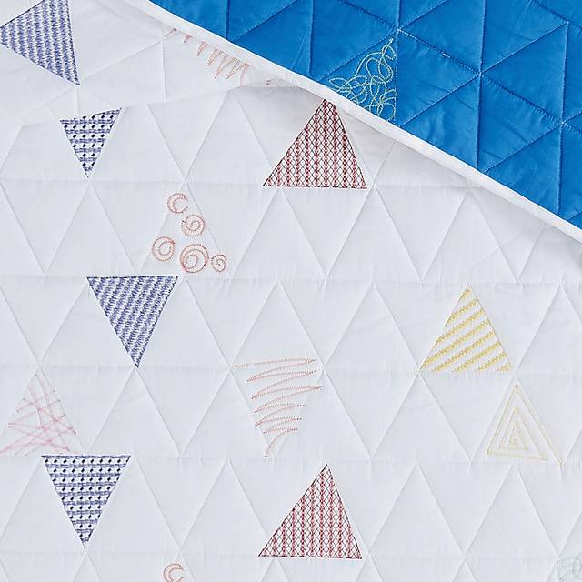 Kids Funky Triangle White Full Quilt Set - Thumbnail - Image 3