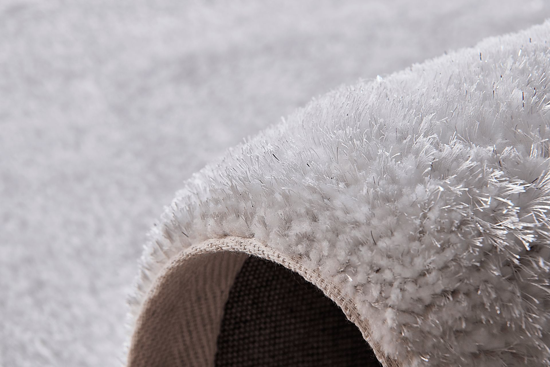 Kids Fur Love White 5' Heart Shaped Rug - Image 4