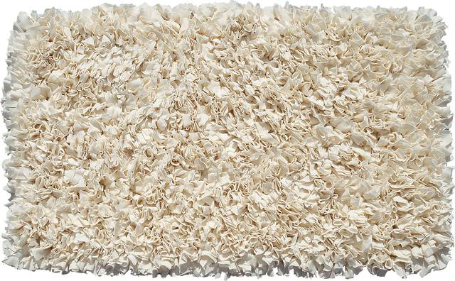 Kids Fuzzy Clouds Cream 4'7 x 7'7 Rug - Thumbnail - Image 1