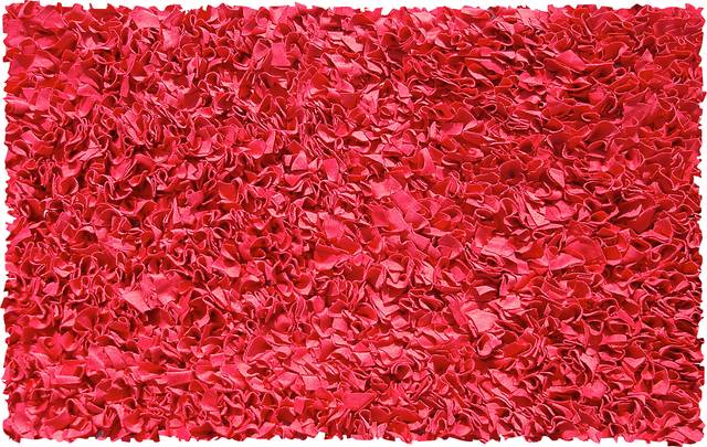 Kids Fuzzy Clouds Red 2'8 x 4'8 Rug - Thumbnail - Image 1