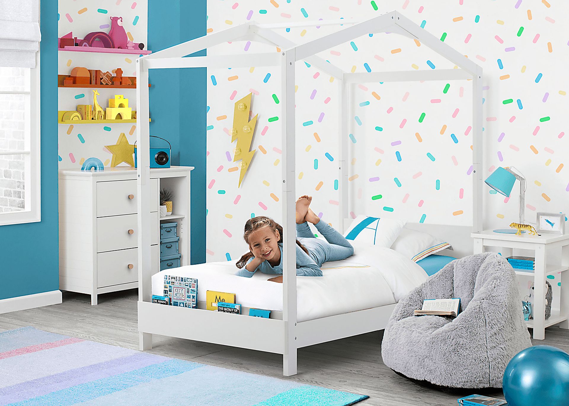 Kids Geoga White Twin Bed - Image 2