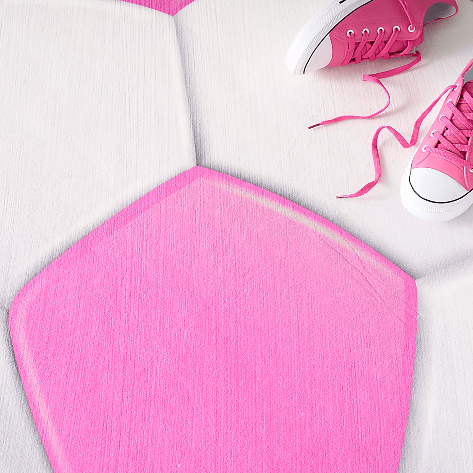 Kids Goal Getter Pink 5' Round Rug - Image 7