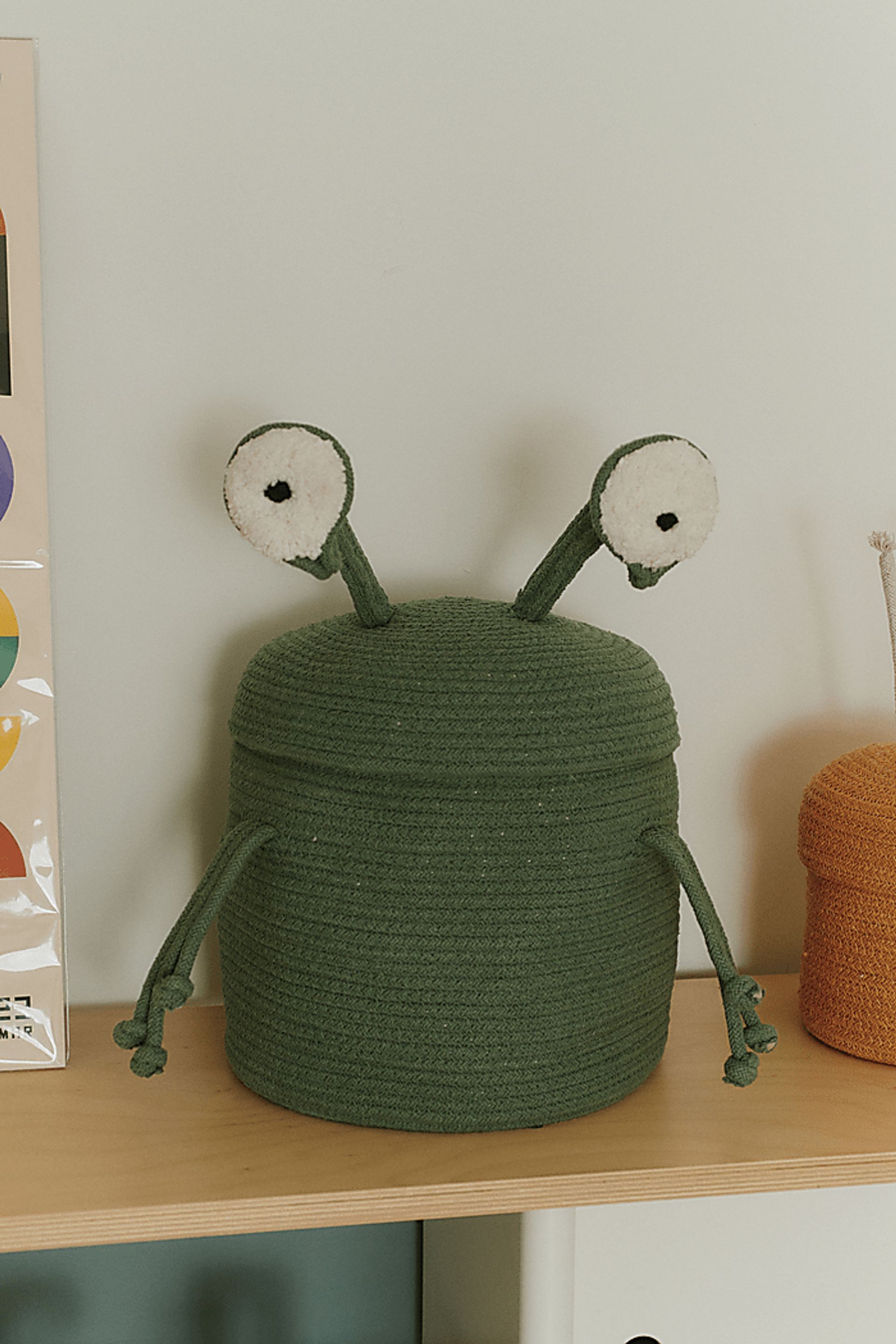Kids Green Alien Zog Basket - Image 2