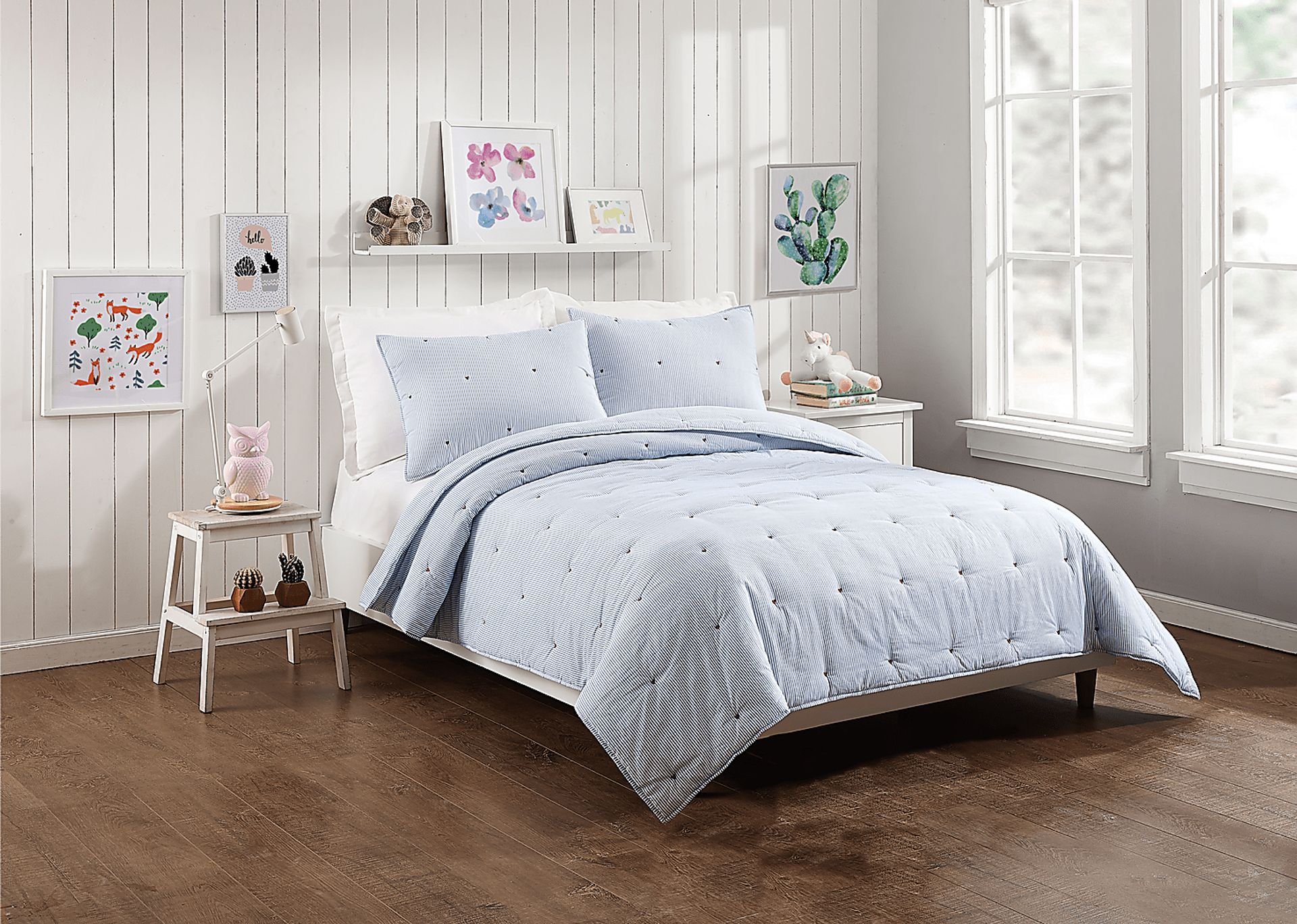 Kids Growing Garden Blue 2 Pc Twin Quilt Set - Image 1
