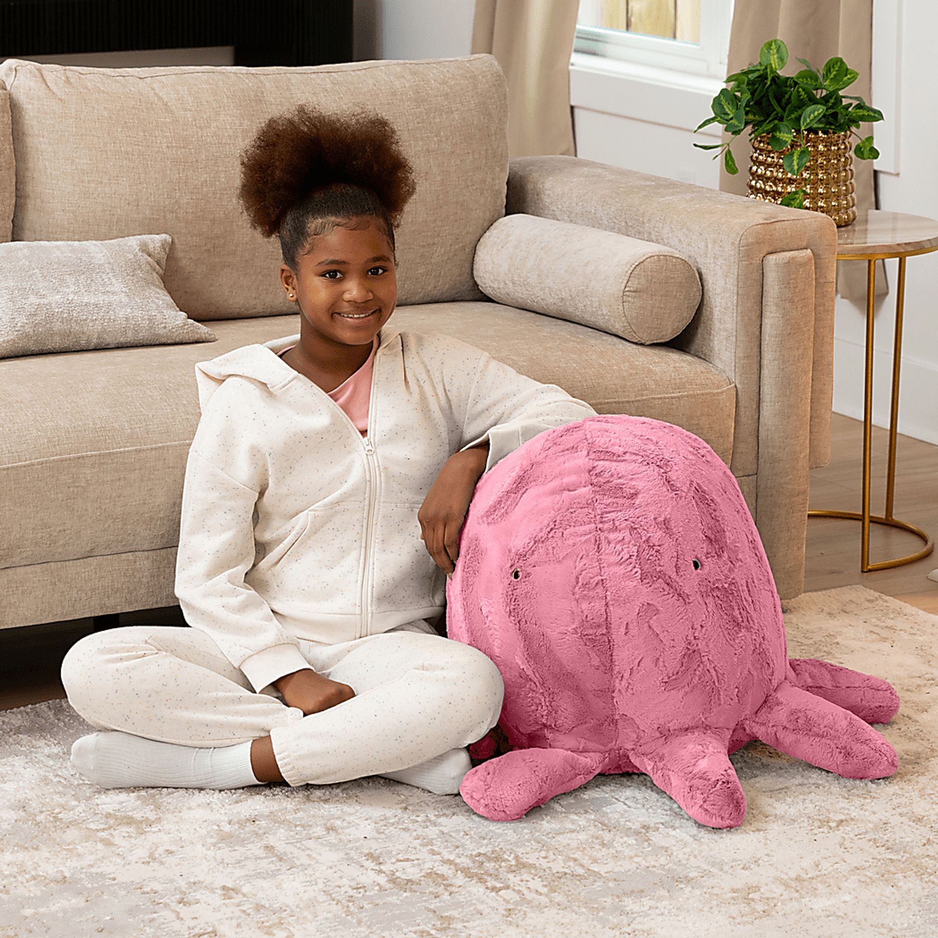 Kids Huggy the Octopus Pink Bean Bag - Image 4