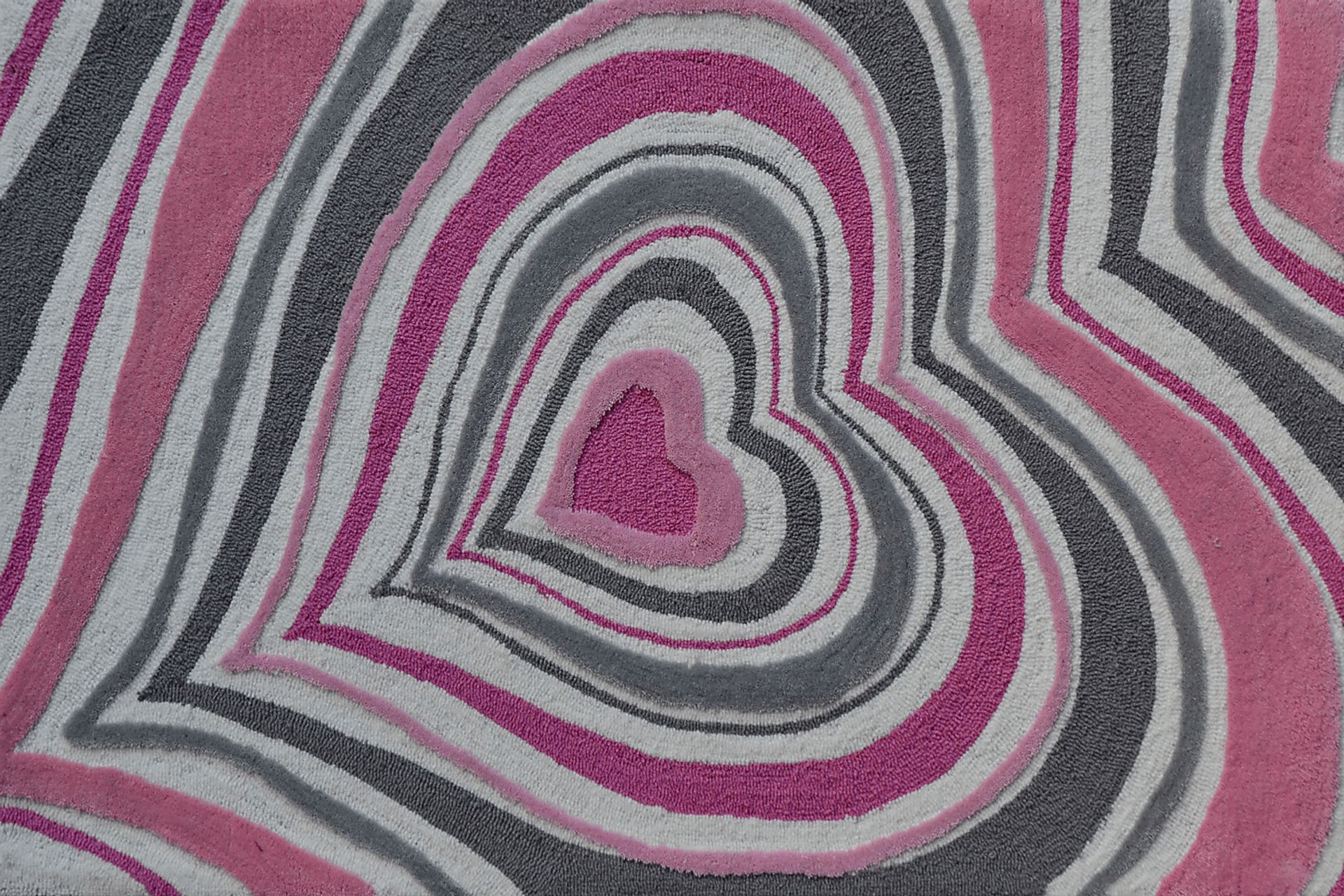 Kids Infinity Heart Pink 2'8 x 4'8 Rug - Image 1
