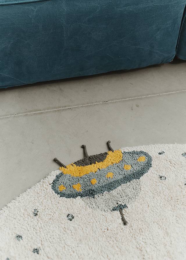 Kids Interstellar Natural 4'7 x 4'7 Round Rug - Thumbnail - Image 6