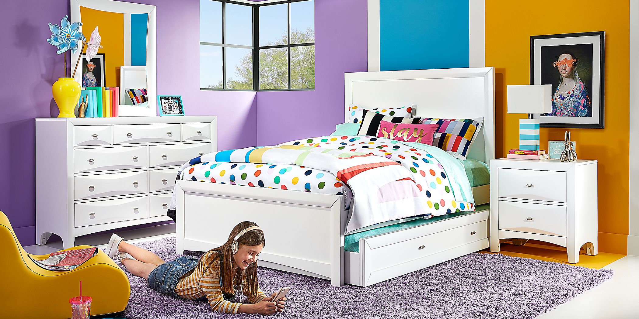https://assets.roomstogo.com/product/kids-ivy-league-20-white-5-pc-full-panel-bedroom_3433272P_image-room?cache-id=43e50cc4d9e18be19d151b60040f9ddd