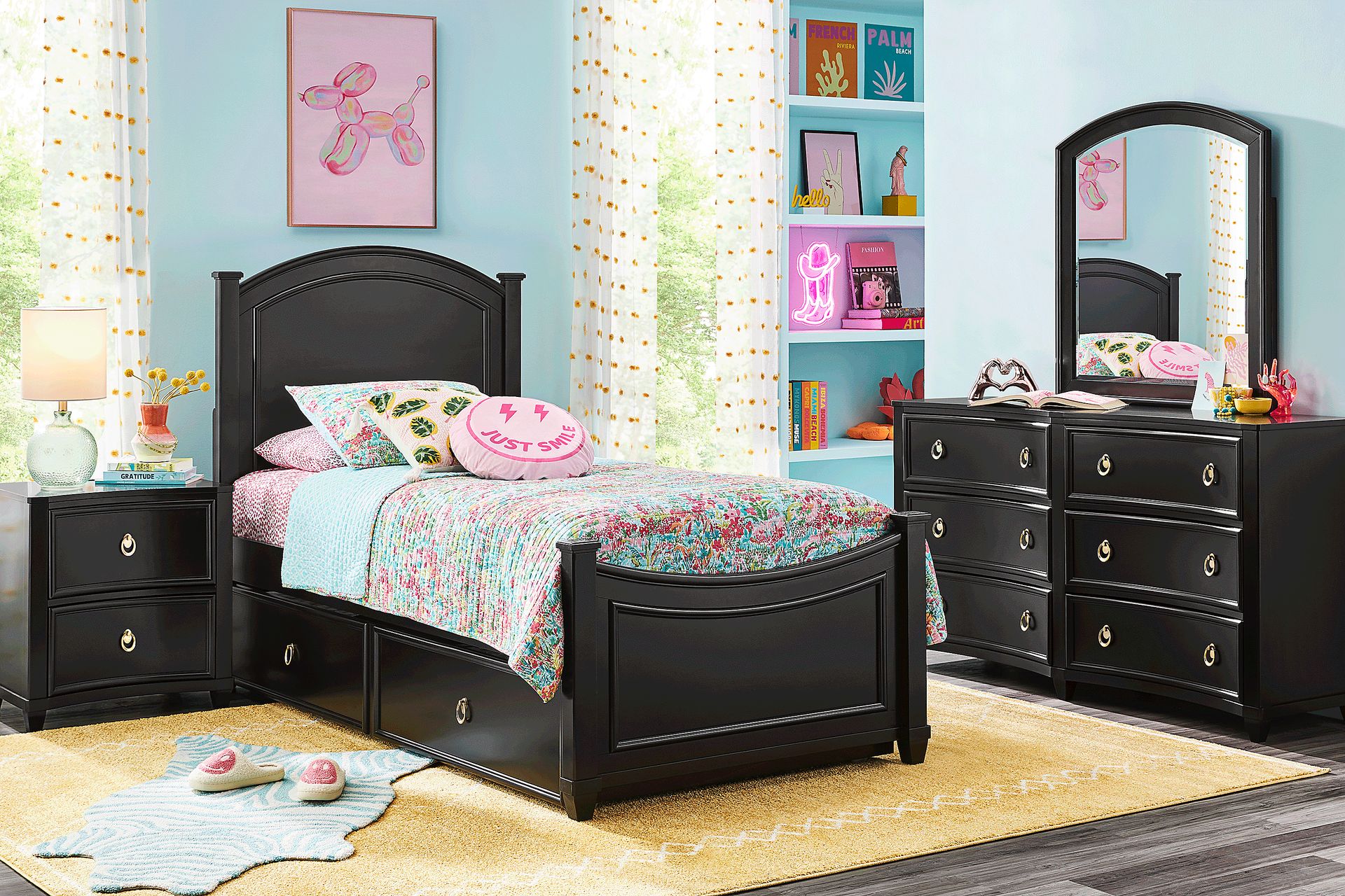 https://assets.roomstogo.com/product/kids-jacyln-lane-black-5-pc-twin-panel-bedroom_3421451P_image-3-2?cache-id=6d9f2795c245f764358471b136872aa0