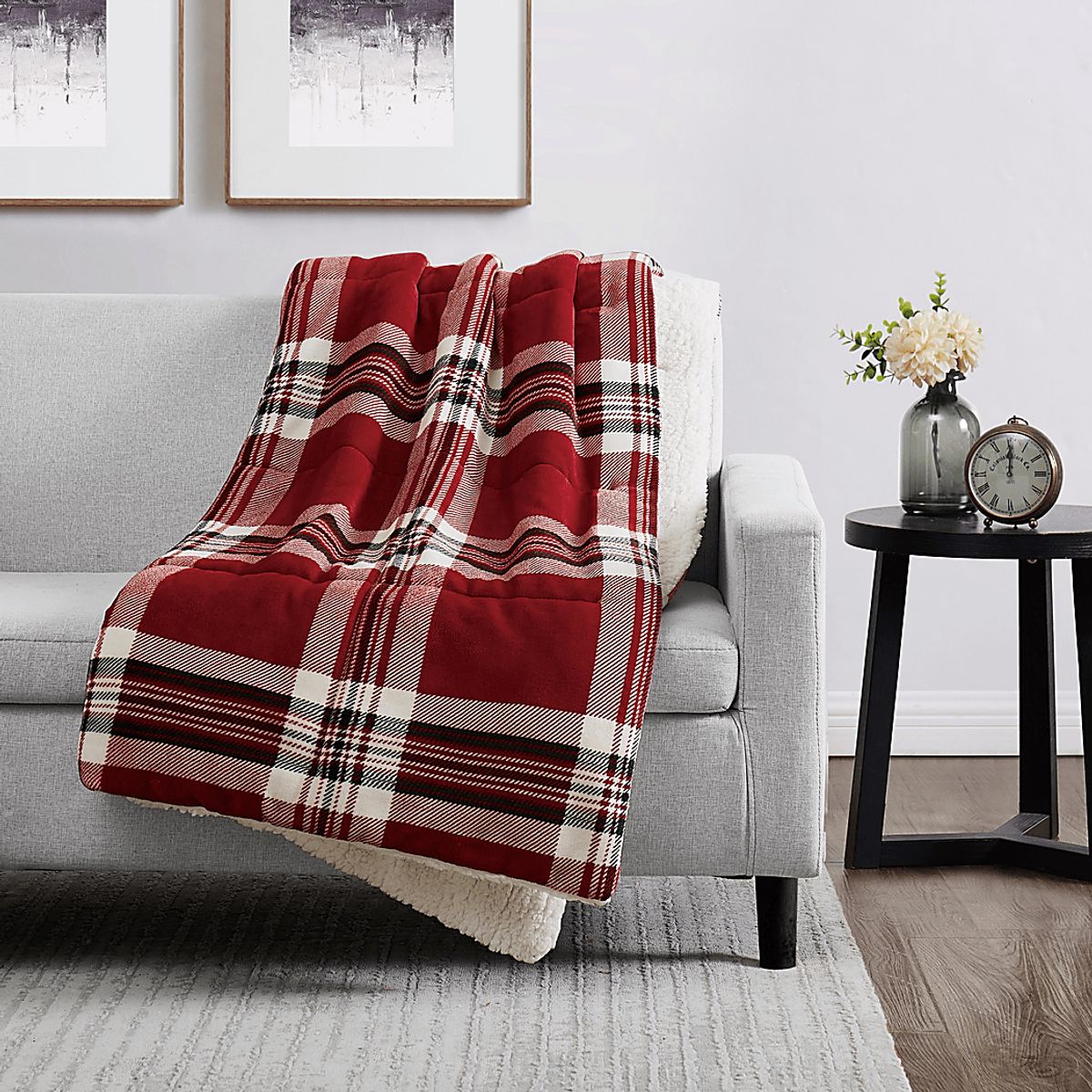 Jakov Red Polyester Fabric Faux Fur Throw | Rooms to Go