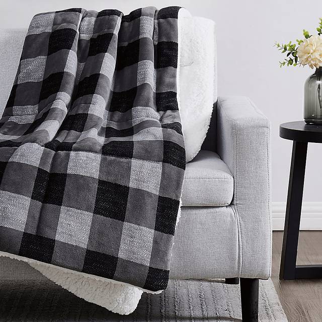 Kids Javok Gray Faux Fur Throw - Thumbnail - Image 4