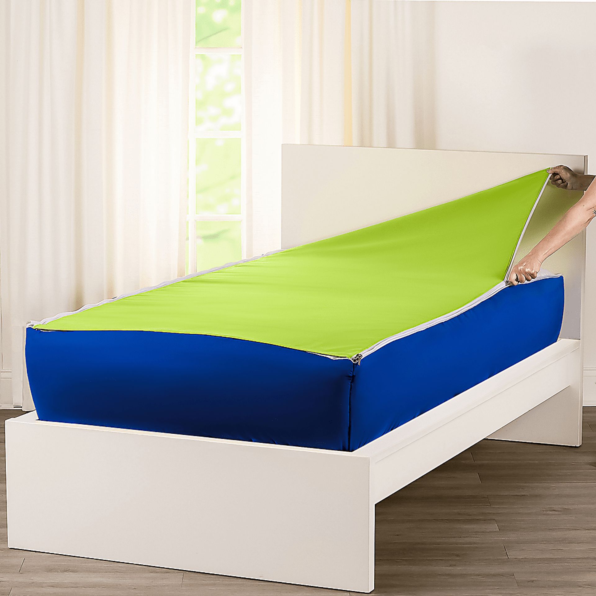 Kids Jonilde Cobalt Twin Bedding Set - Image 9