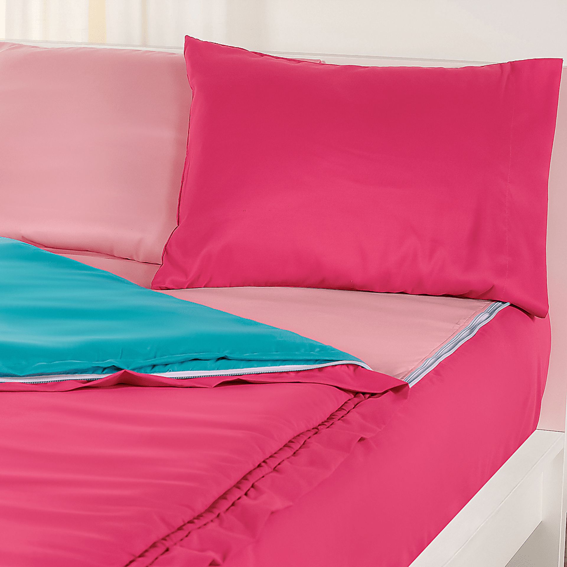 Kids Jonilde Hot Pink Full Bedding Set - Image 3