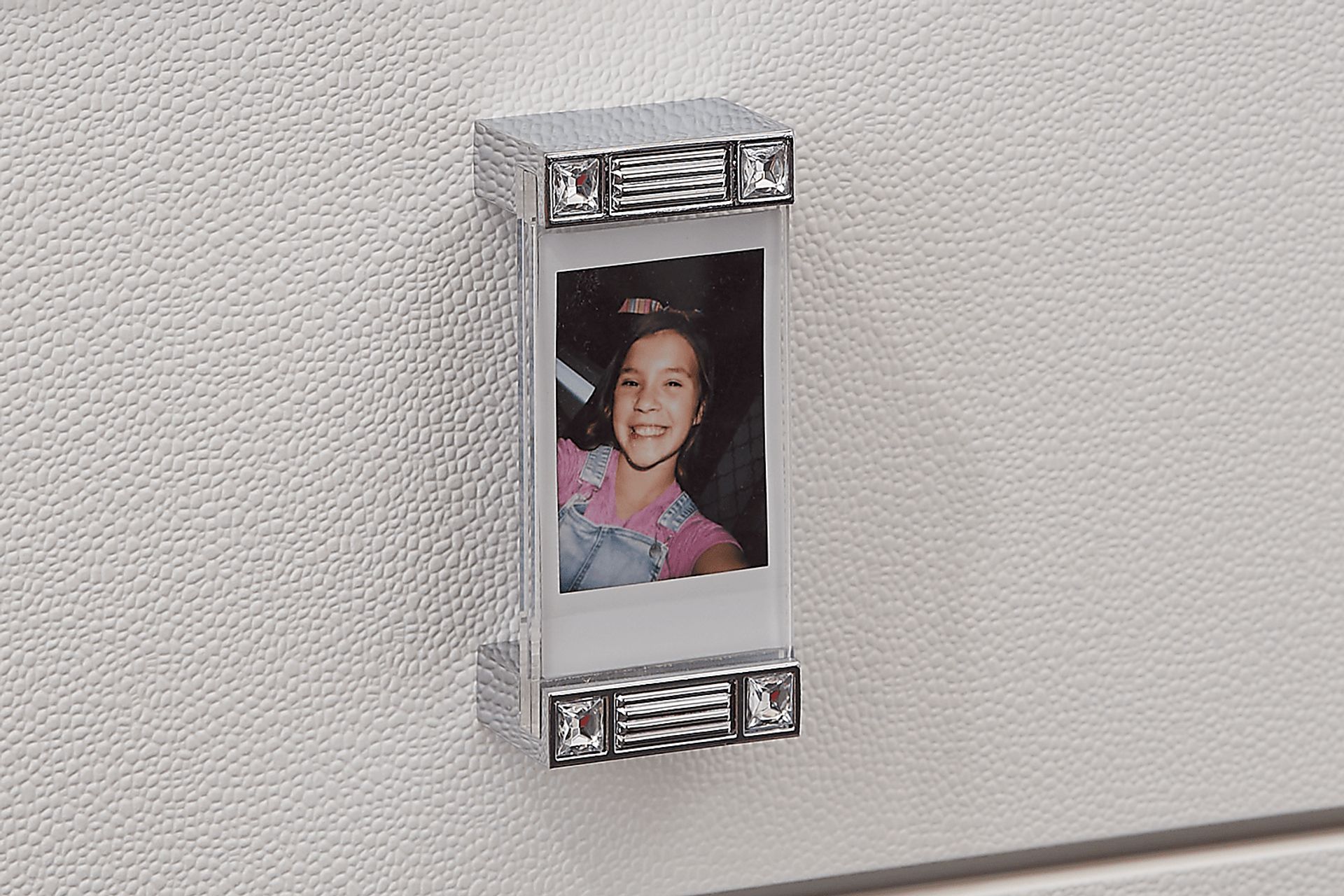 Kids Juno White Chest - Image 3