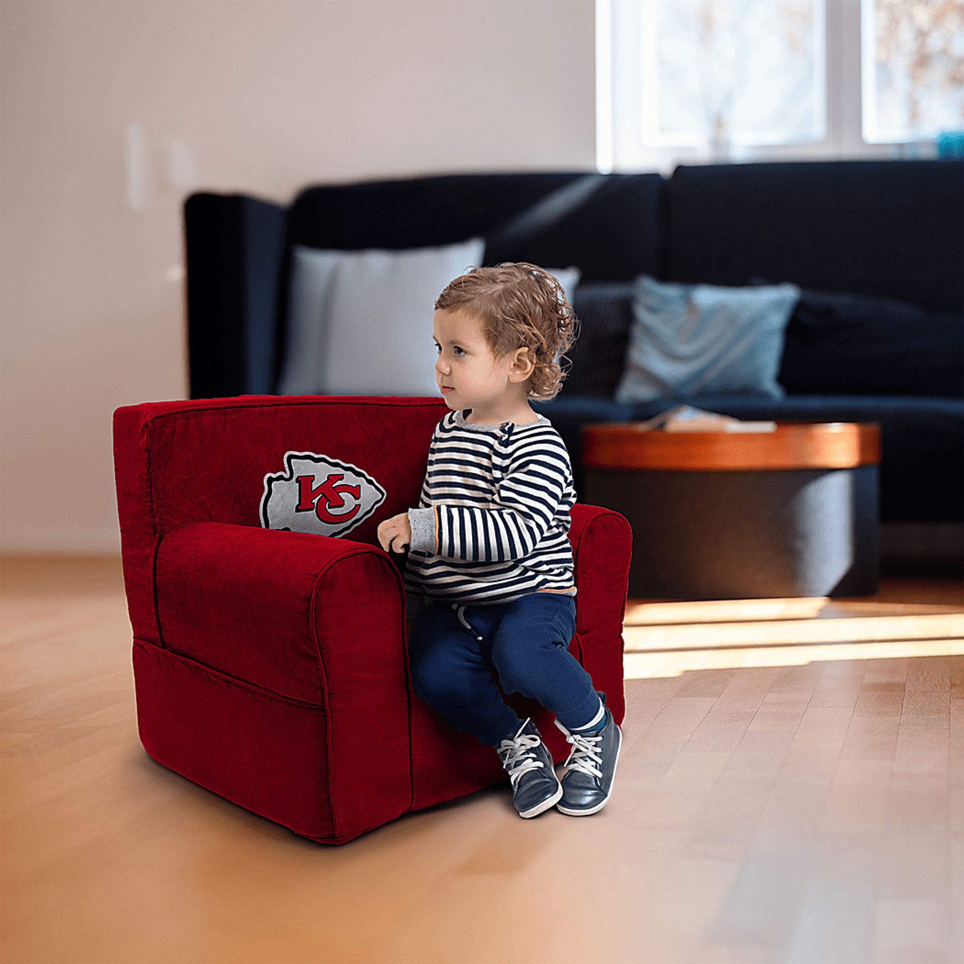 Kids Kansas City Chiefs Red Chair - Image 6