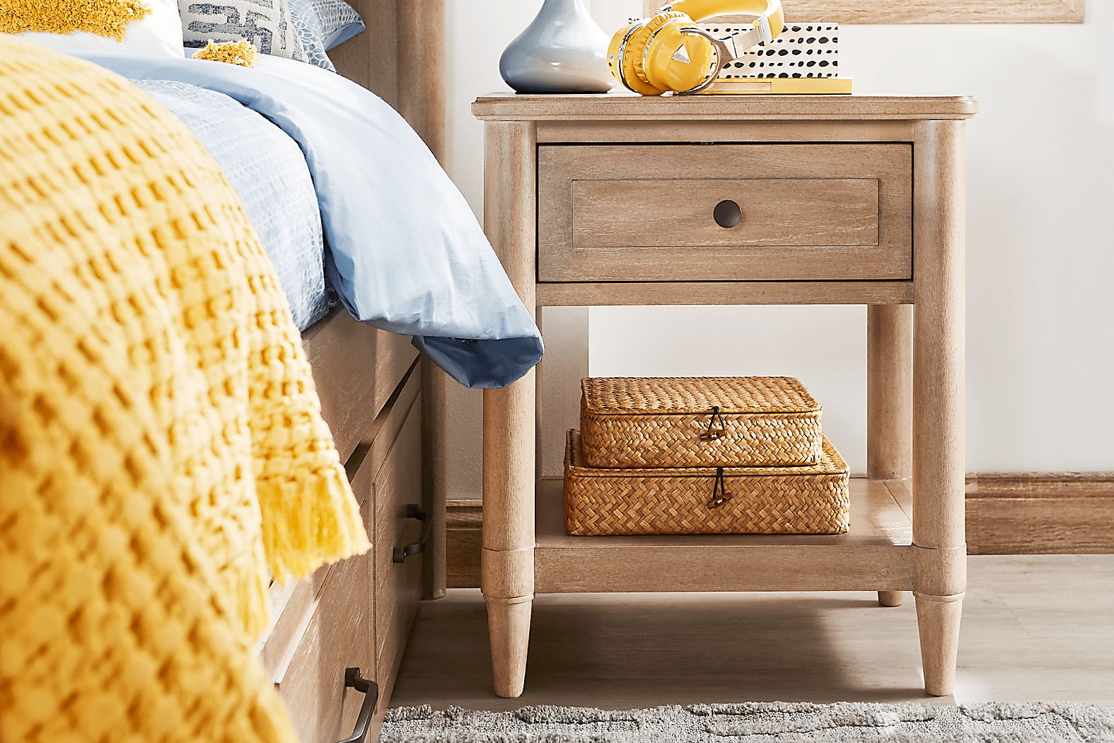 Kids Lindbrook Sand Nightstand - Thumbnail 3