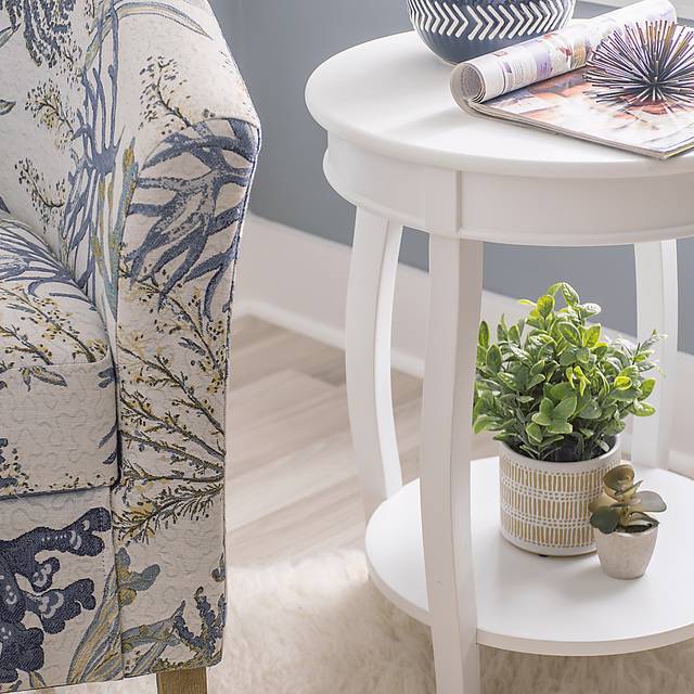 Kids Maliory White Accent Table - Thumbnail - Image 4