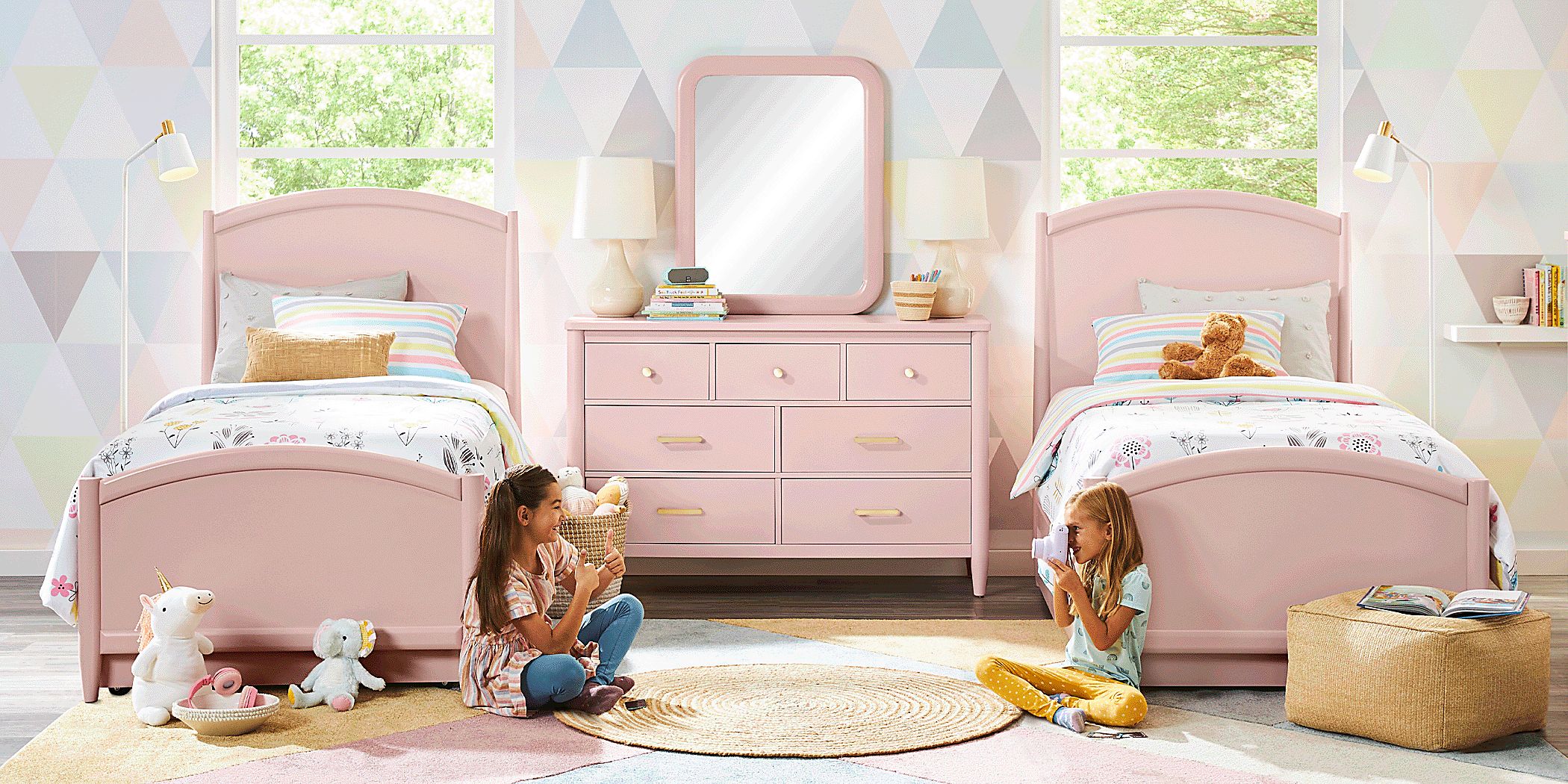 https://assets.roomstogo.com/product/kids-modern-colors-pink-8-pc-twin-panel-bedroom_3671127P_image-room?cache-id=3ad742fdb34813bbc401d03a240650f0