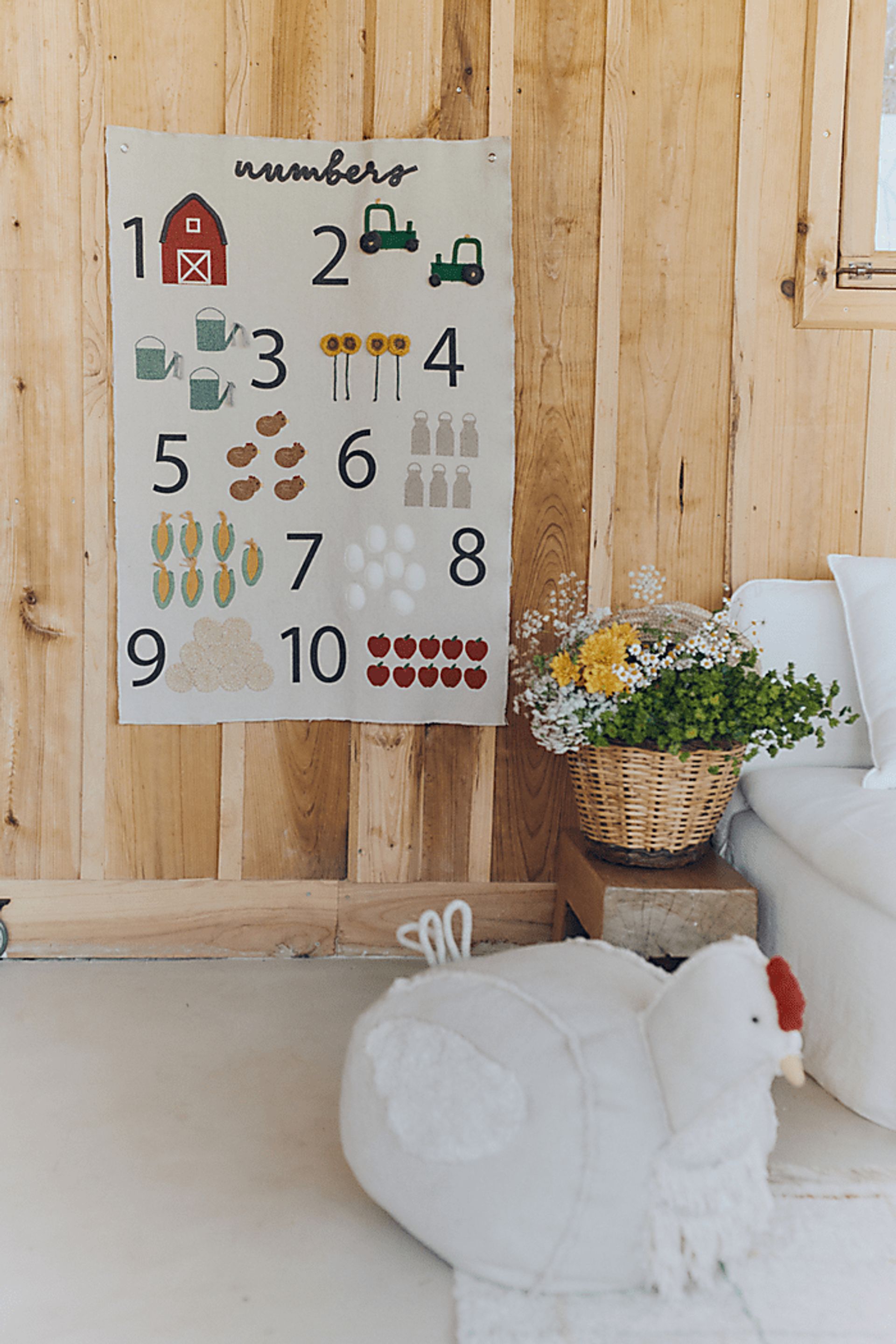 Kids Natural 2'3 x 3'3 Farm Numbers Rug - Image 2