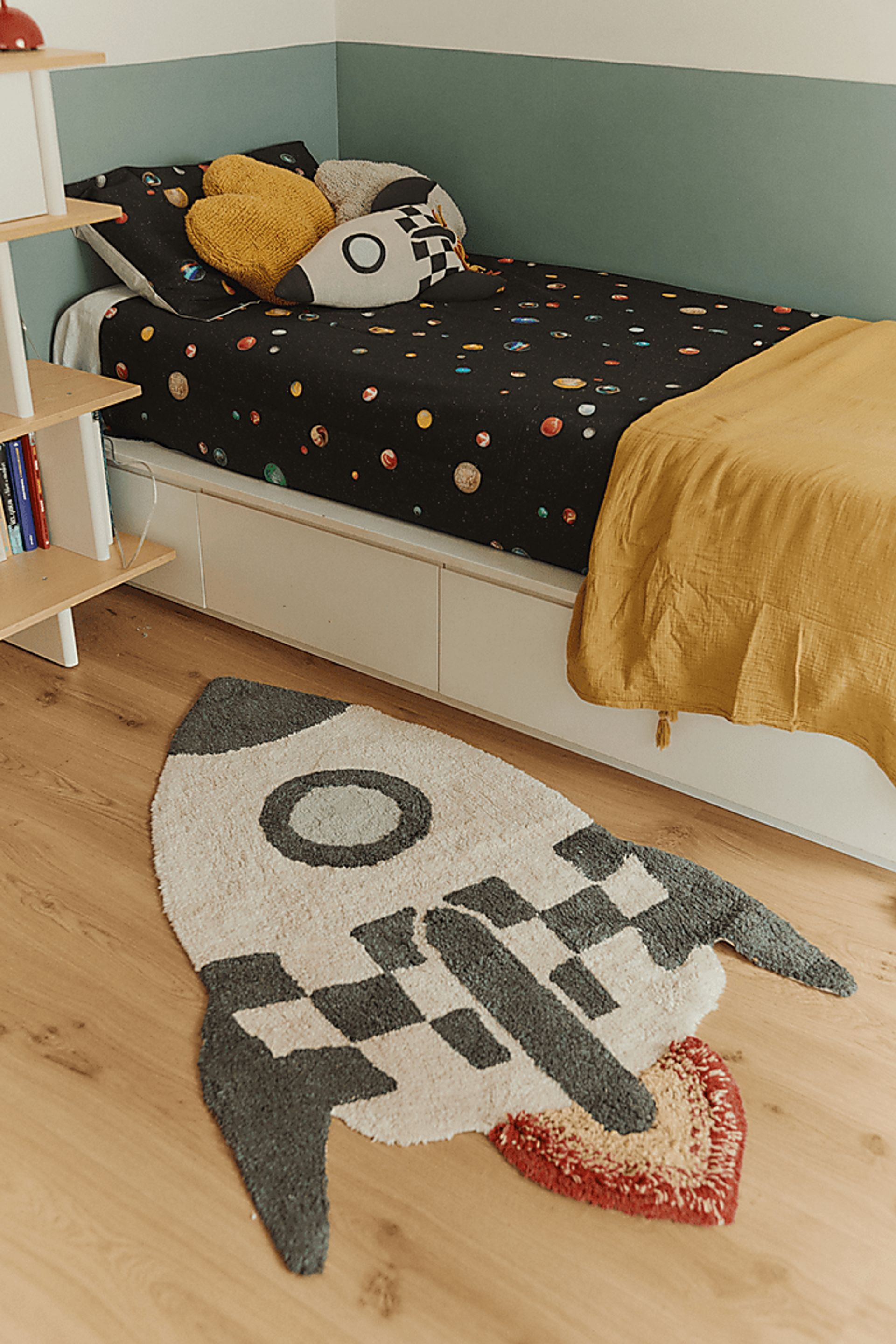 Kids Natural 2'9 x 4'5 Rocket Rug - Image 2