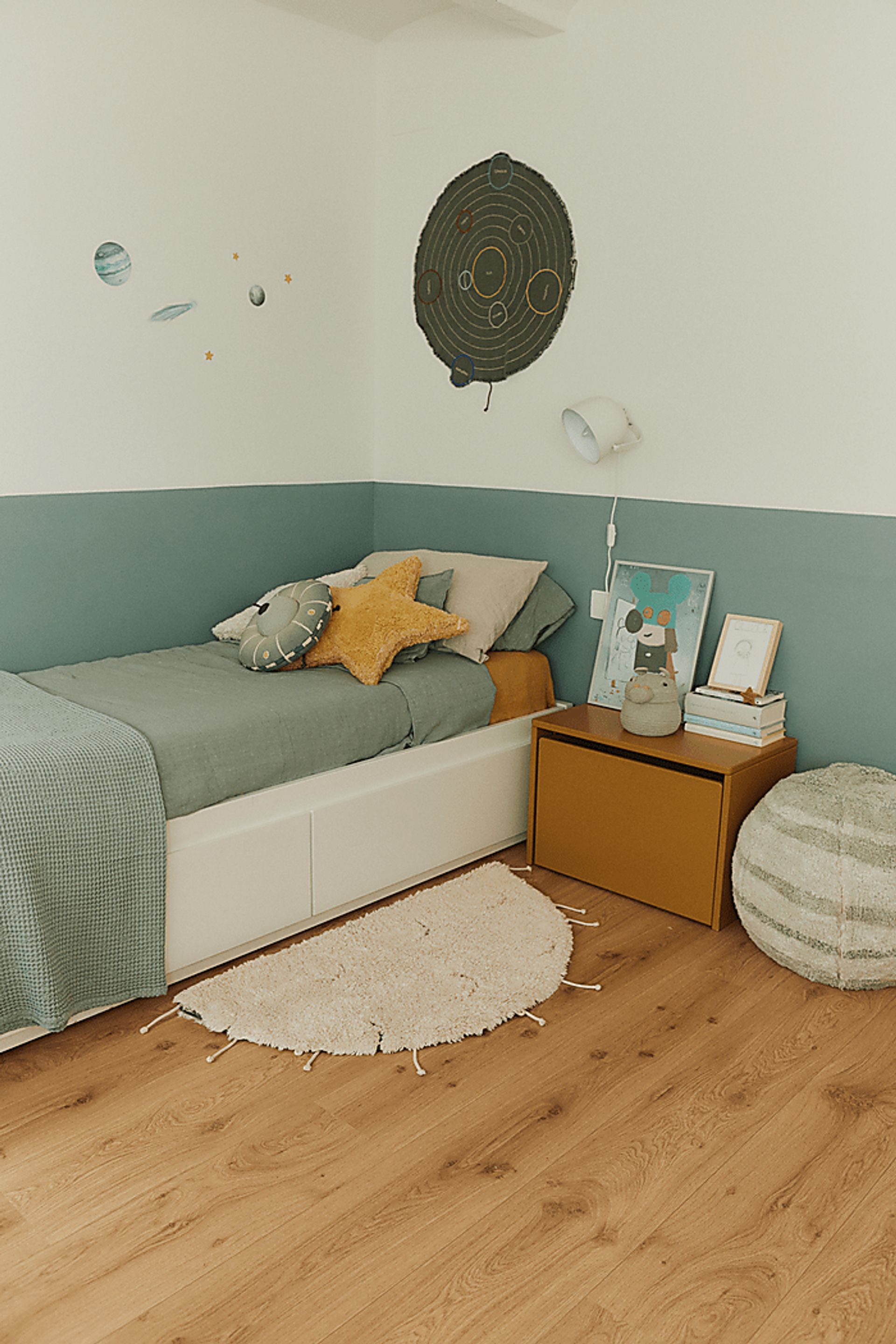 Kids Natural 3'3 x 3'3 Moon Rug - Image 2