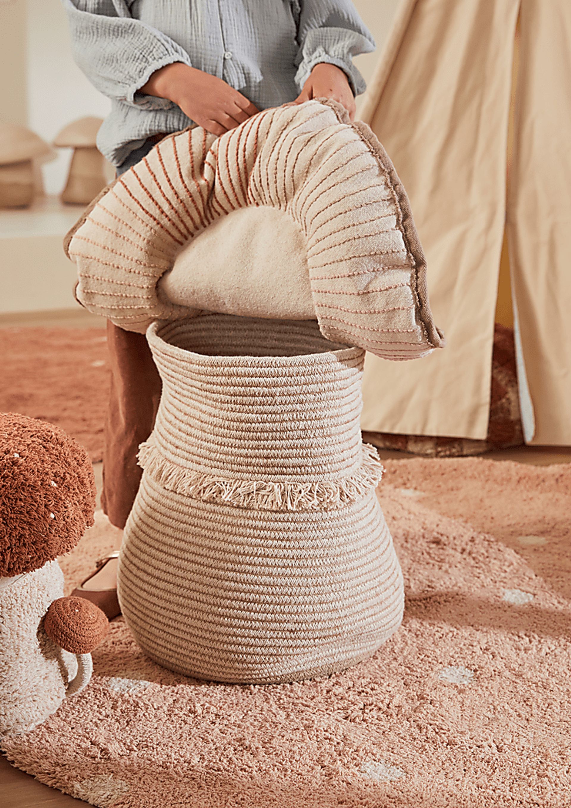 Kids Natural Giant Mushroom Basket - Image 2