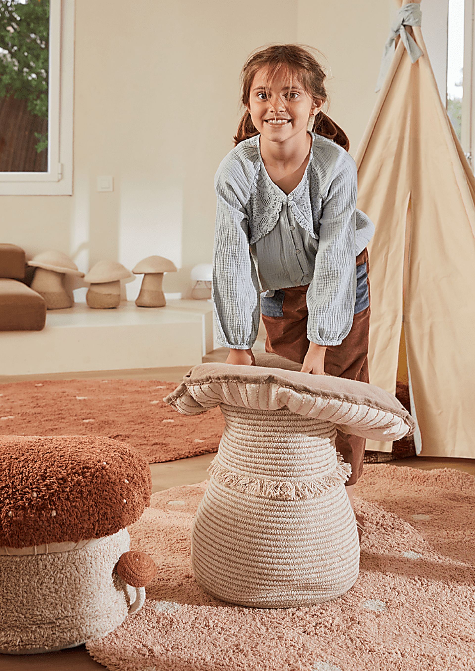 Kids Natural Giant Mushroom Basket - Image 4