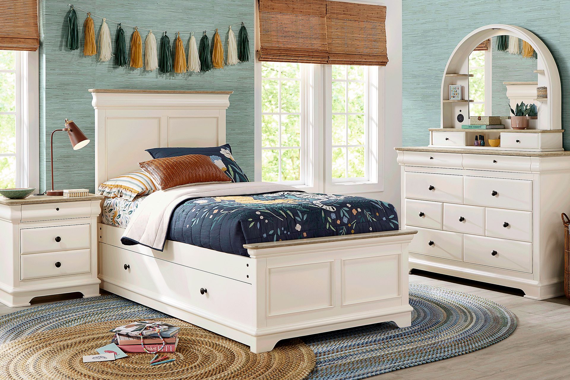 Kids Oberon Cream Twin Panel Bedroom - Image 1
