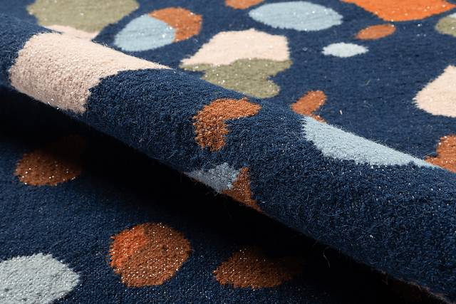 Kids Pebble Patch Navy 5' x 7'6 Rug - Thumbnail - Image 4