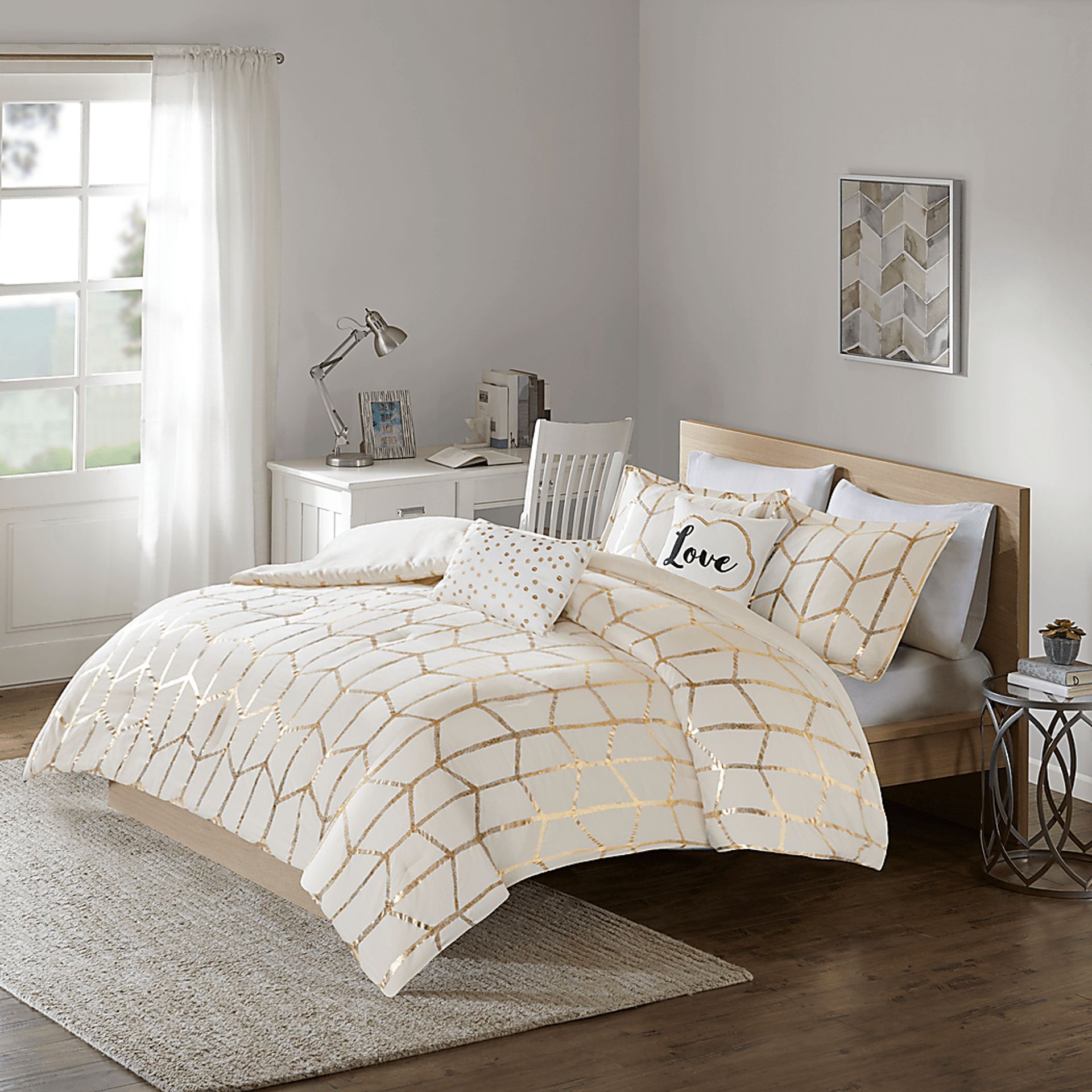 Kids Penmare Ivory Full/Queen Comforter Set - Image 1