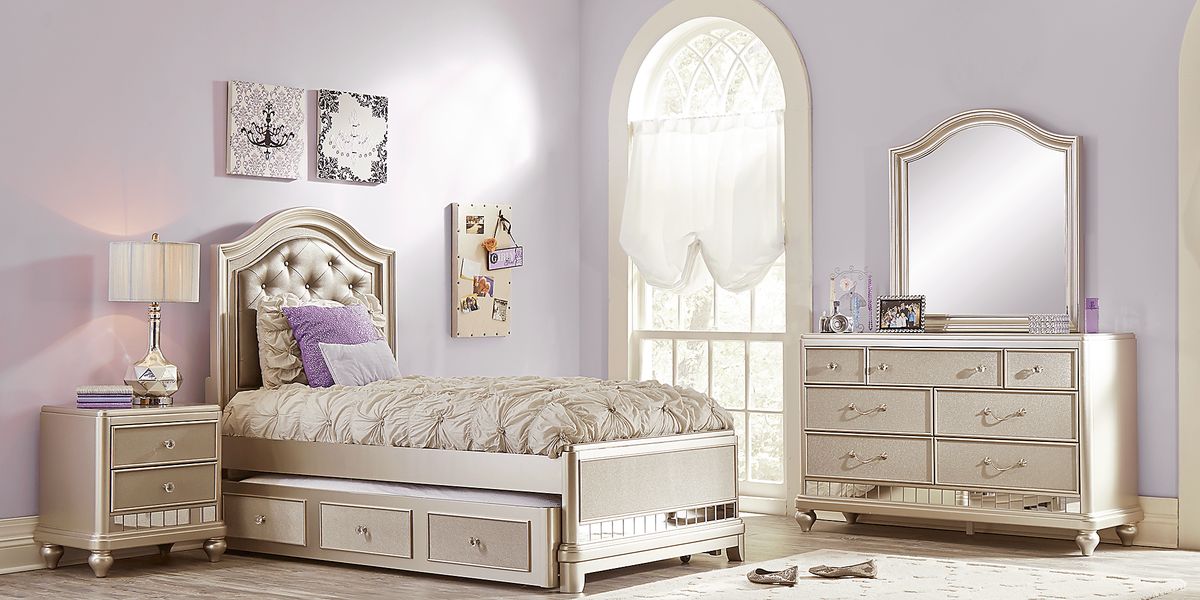 paris silver dresser Amazon.com: Global Furniture USA Champagne Paris Dresser : Home & Kitchen