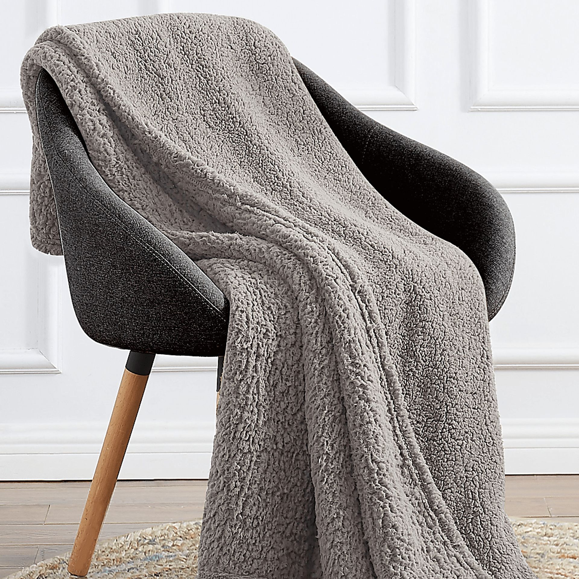 Kids Plush Cloud Gray Twin XL Blanket - Image 2