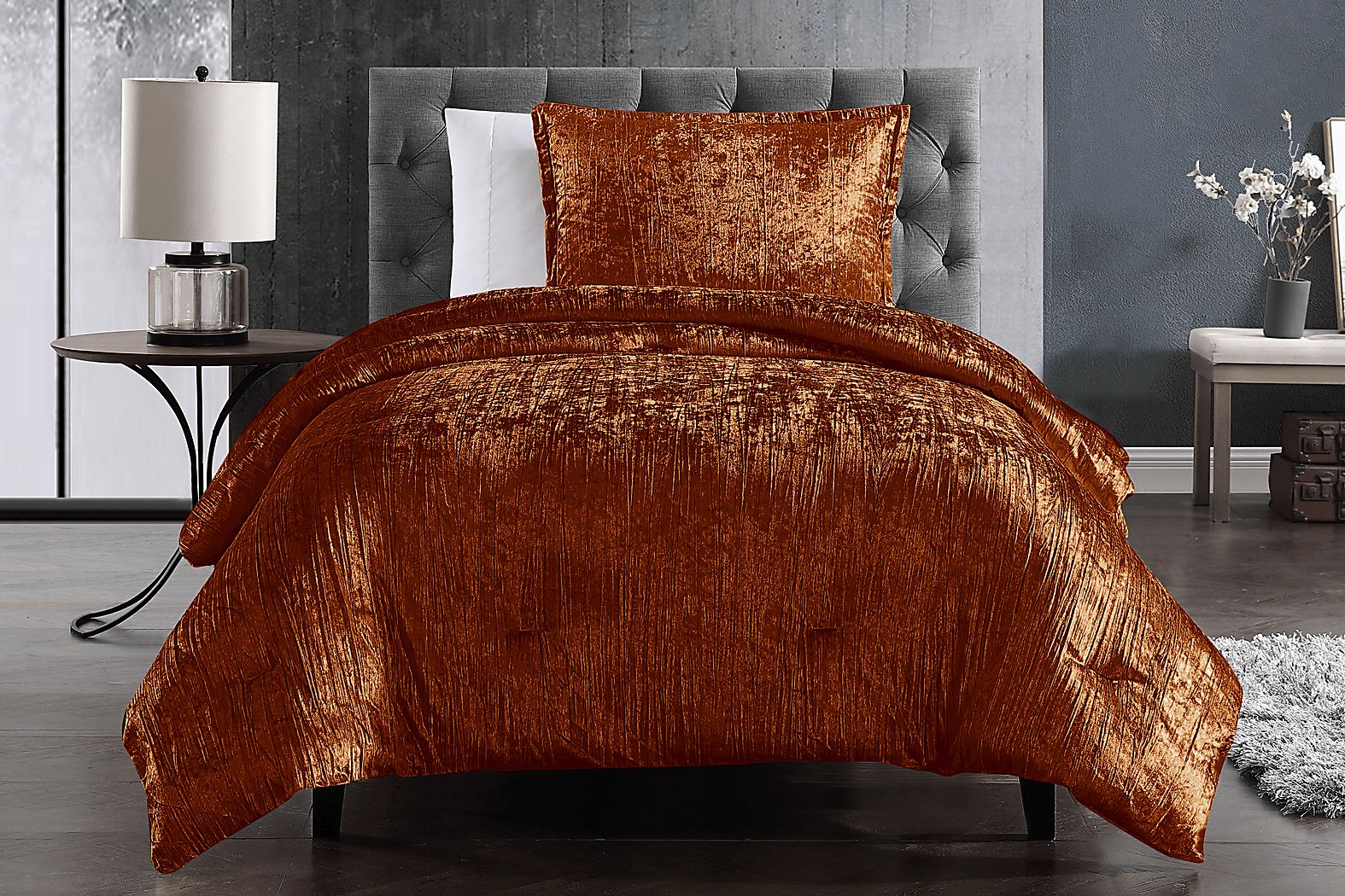 Rooms To Go Recine Comforter Set
