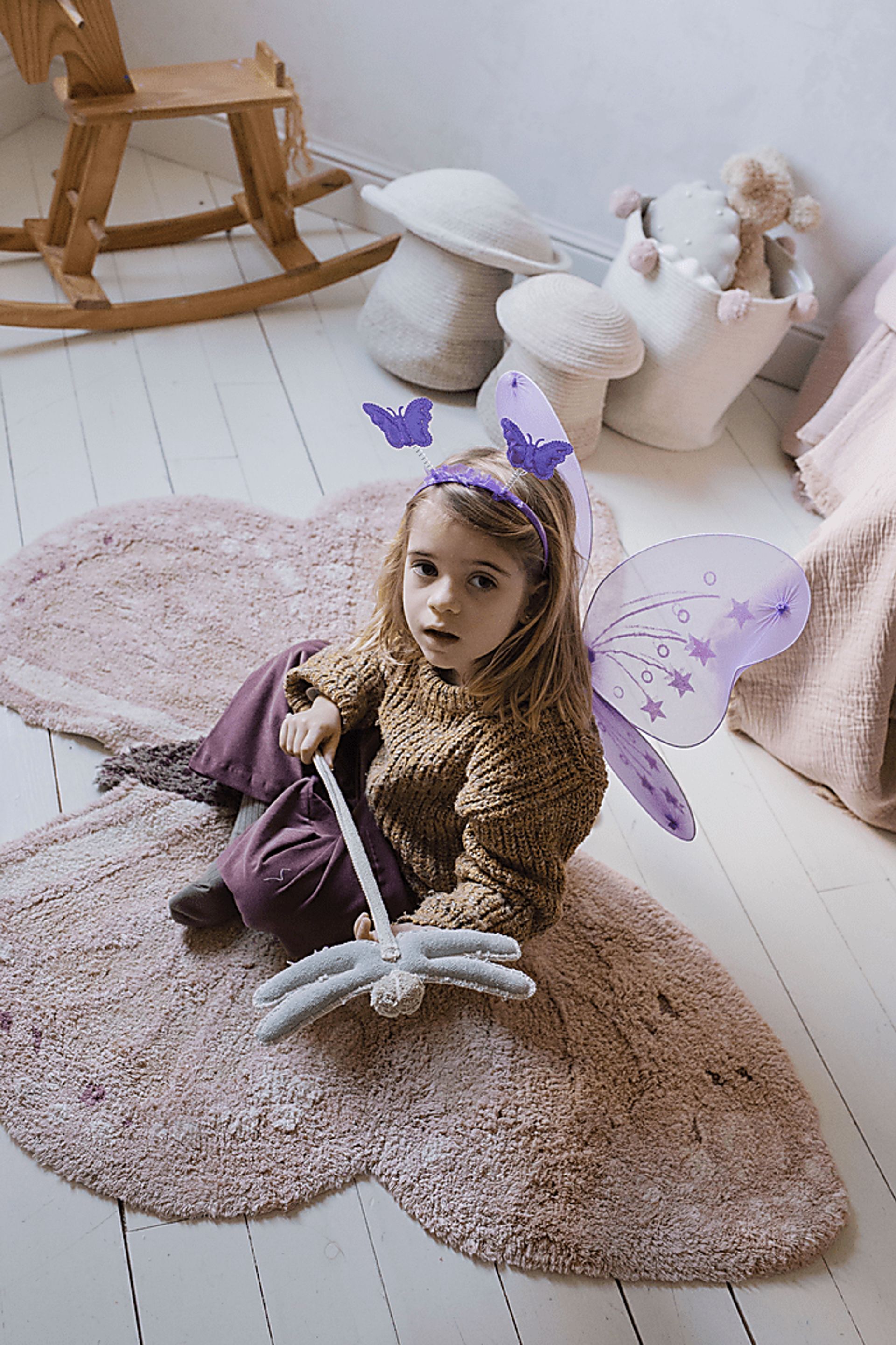 Kids Rose 3' x 4' Butterfly Rug - Image 4