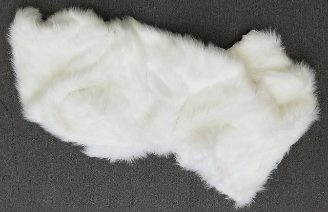 Kids Sadie White 3'3" x 4'10" Rug - Thumbnail - Image 3