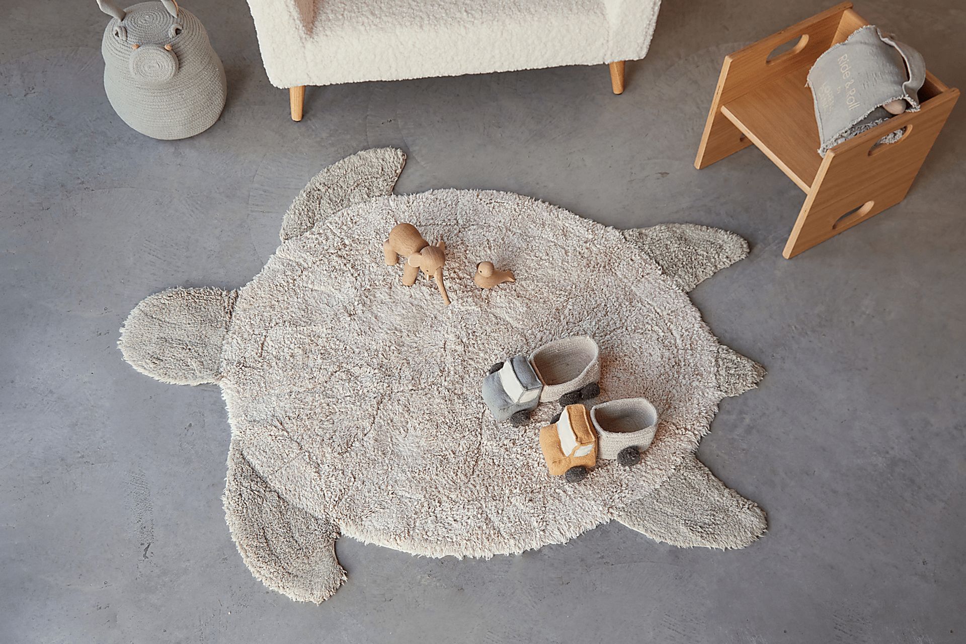 Kids Sea Turtle Olive 3'6 x 4'3 Machine Washable Rug - Image 3
