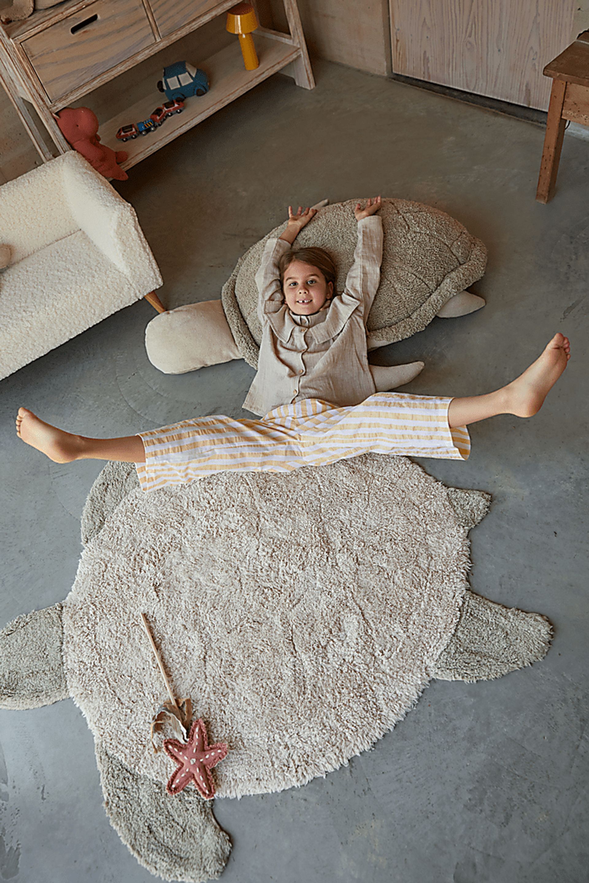 Kids Sea Turtle Olive 3'6 x 4'3 Machine Washable Rug - Image 4