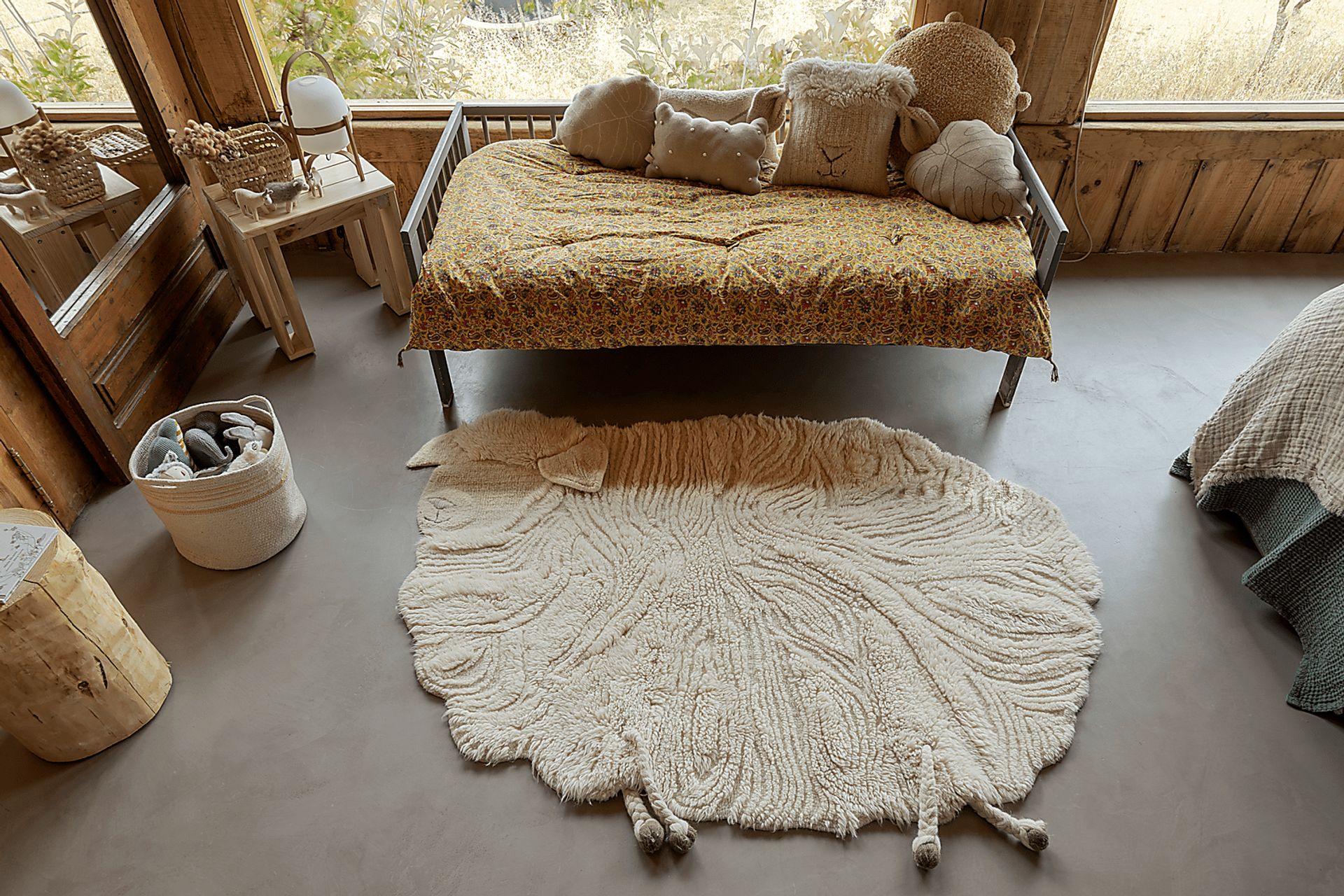 Kids Sheep White 4' x 5'7 Machine Washable Rug - Image 3