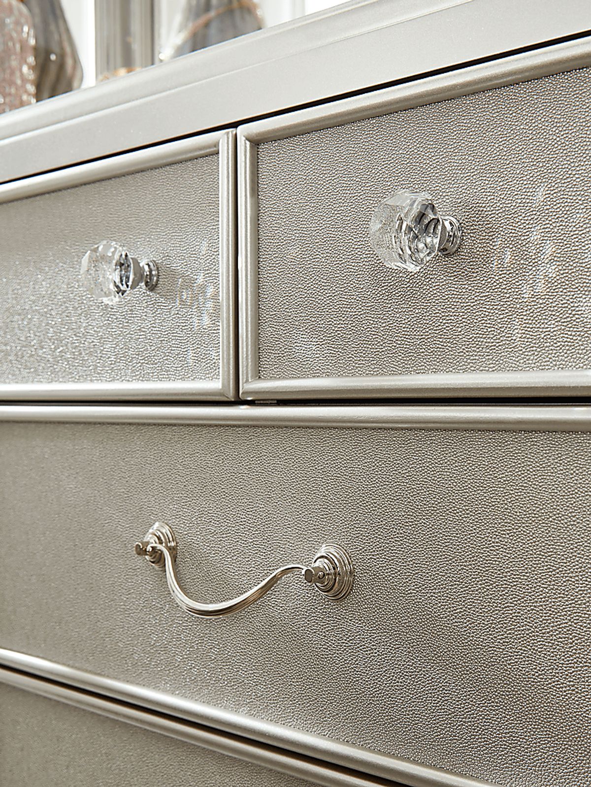 Rooms To Go Kids Petit Paris Silver Gray Dresser