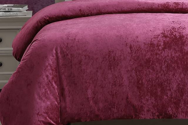 Kids Soft Raspberry Red 4 Pc Twin Comforter Set - Thumbnail - Image 3