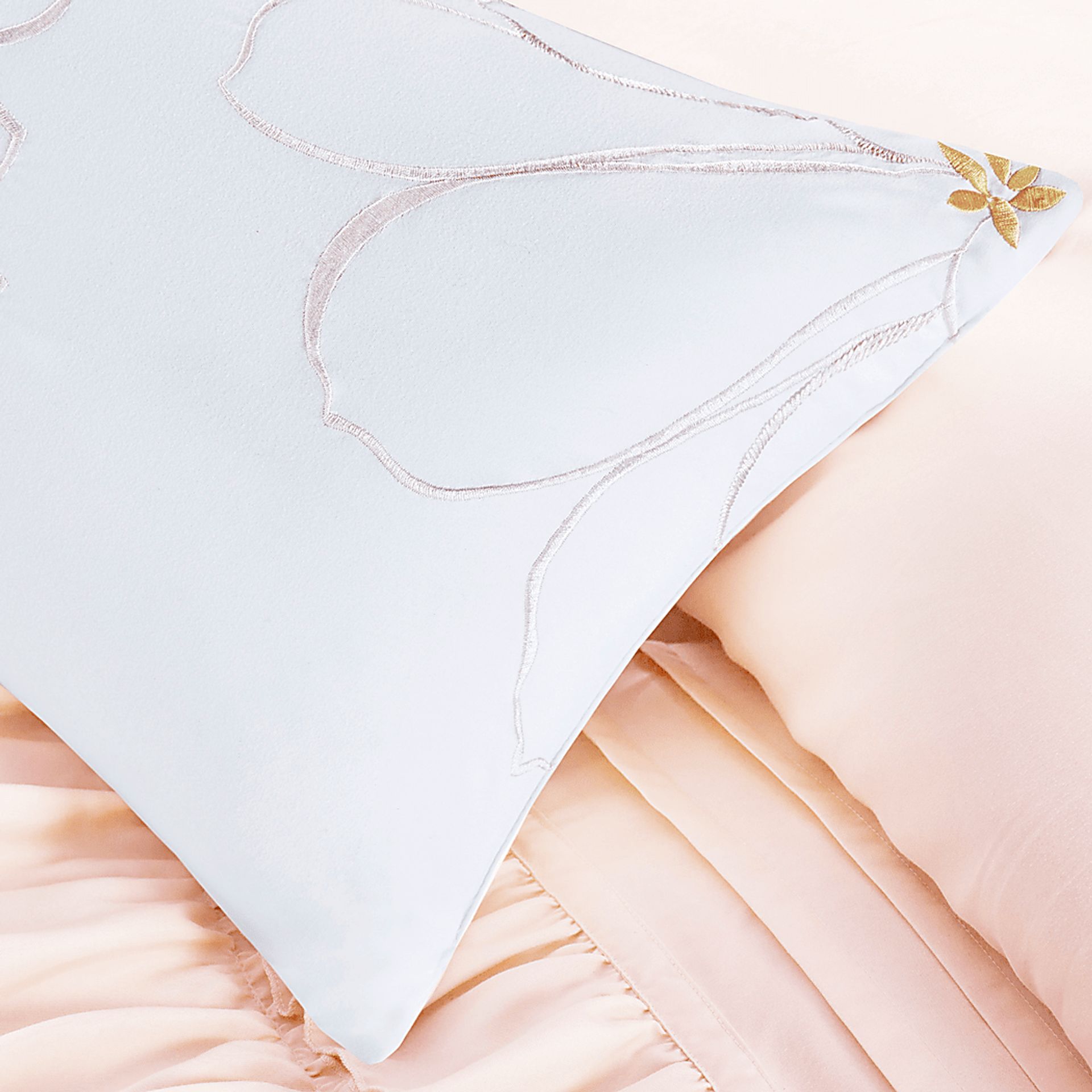 Kids Soft Waterfall Blush Full/Queen Comforter Set - Image 7