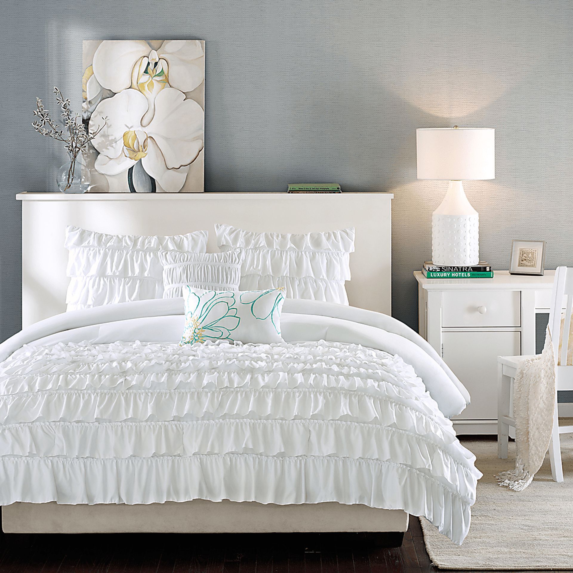 Kids Soft Waterfall White 5 Pc Full/Queen Comforter Set - Image 1
