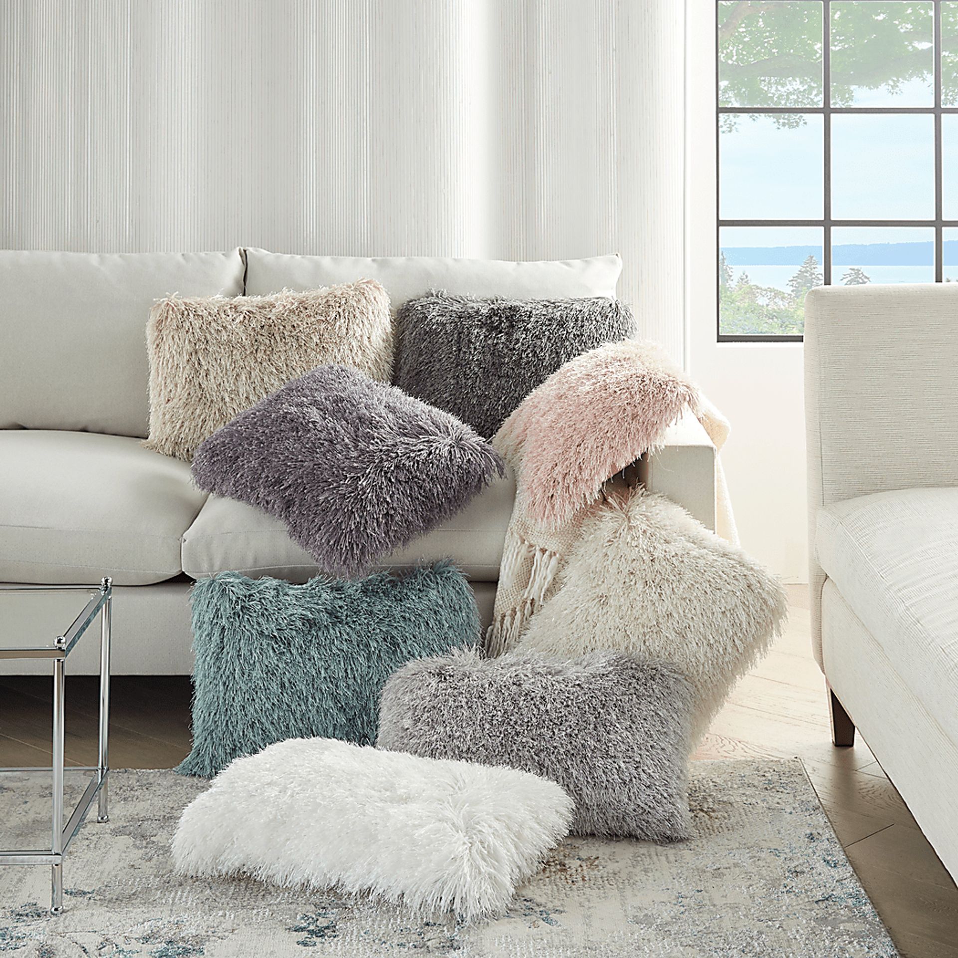 Kids Souzan II Accent Pillow - Image 4