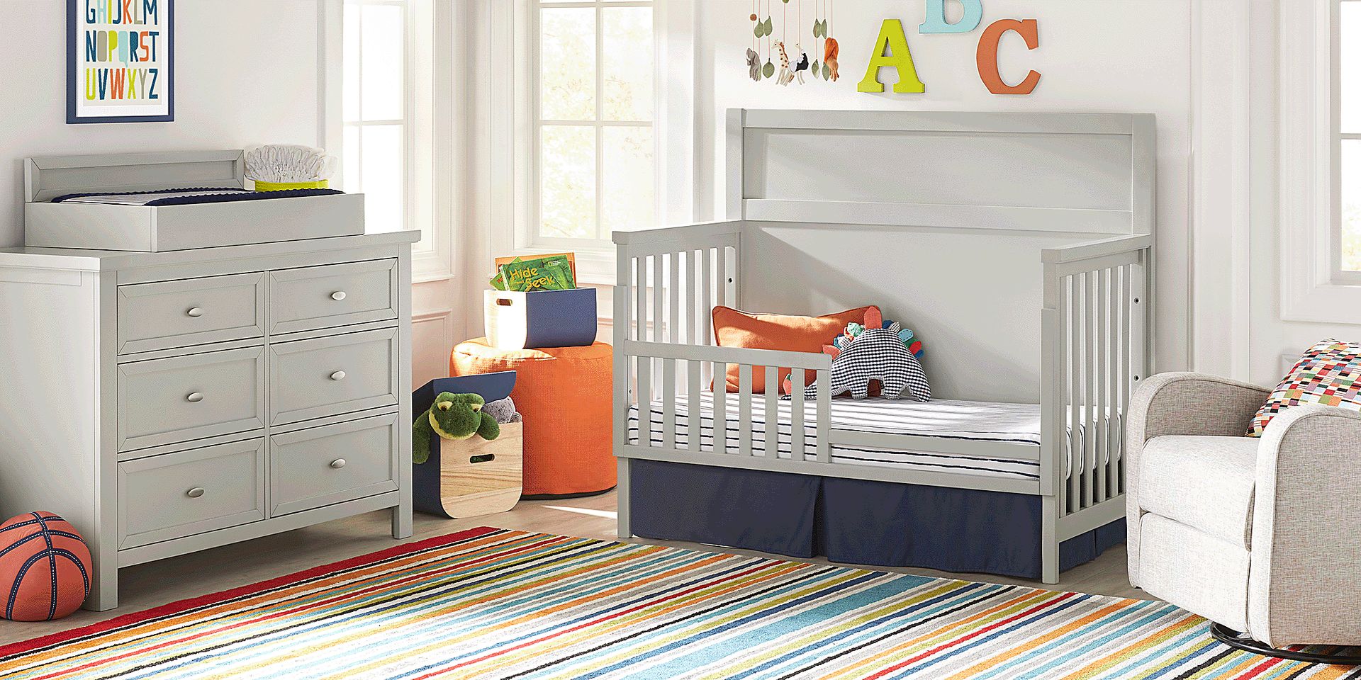 Kids Starry Dreams Gray 4 Pc Nursery with Toddler Rails - Image 2