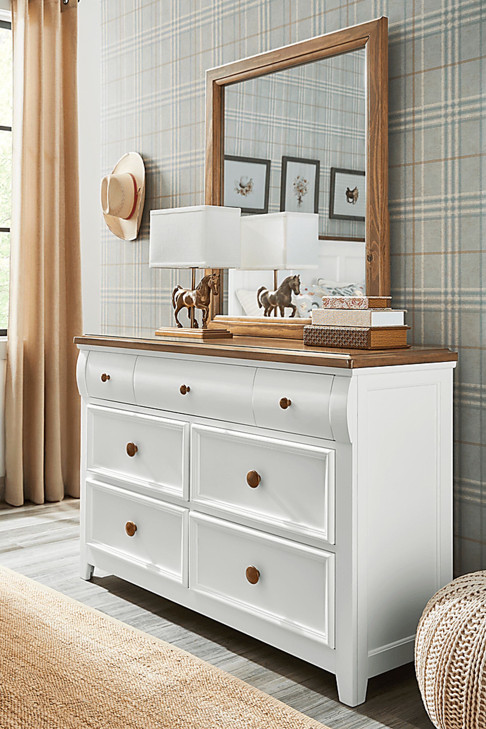 Kids Sugar Hollow White Twin Panel Bedroom - Image 6