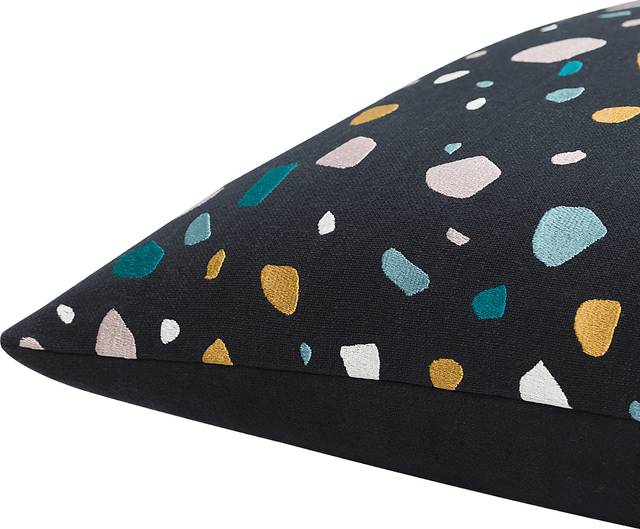 Kids Terra Pebble Black Accent Pillow - Thumbnail - Image 3
