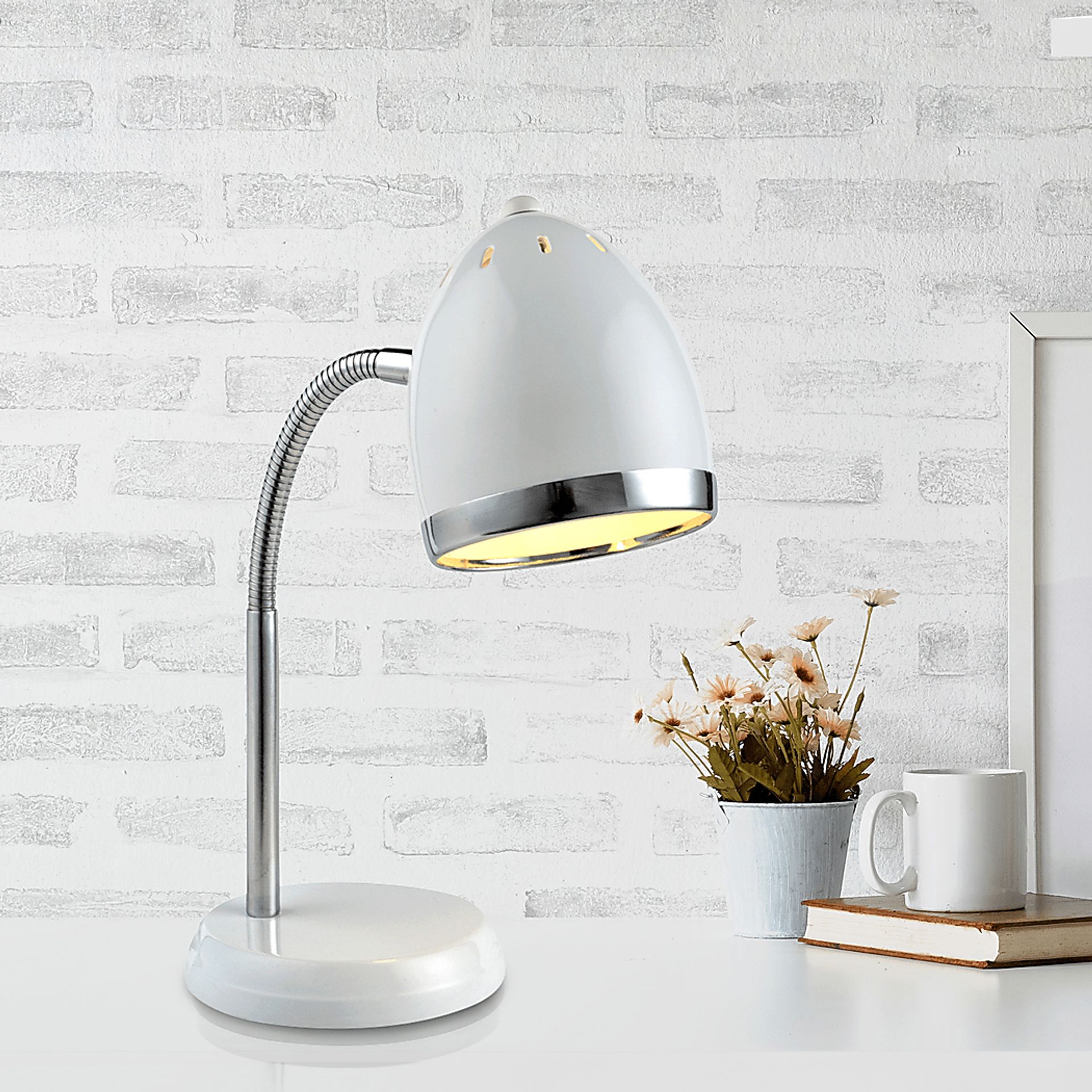 Kids Uzoma White Lamp - Image 2