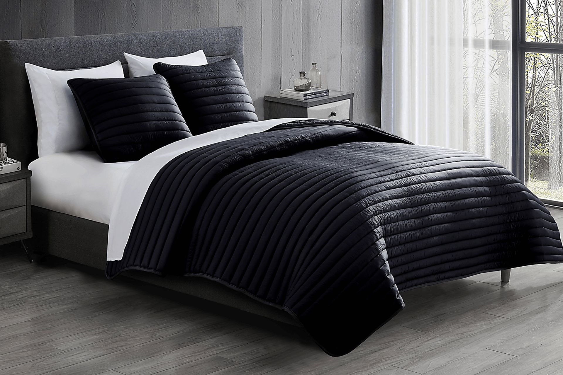 Kids Vallecito Black Twin Comforter Set - Image 1