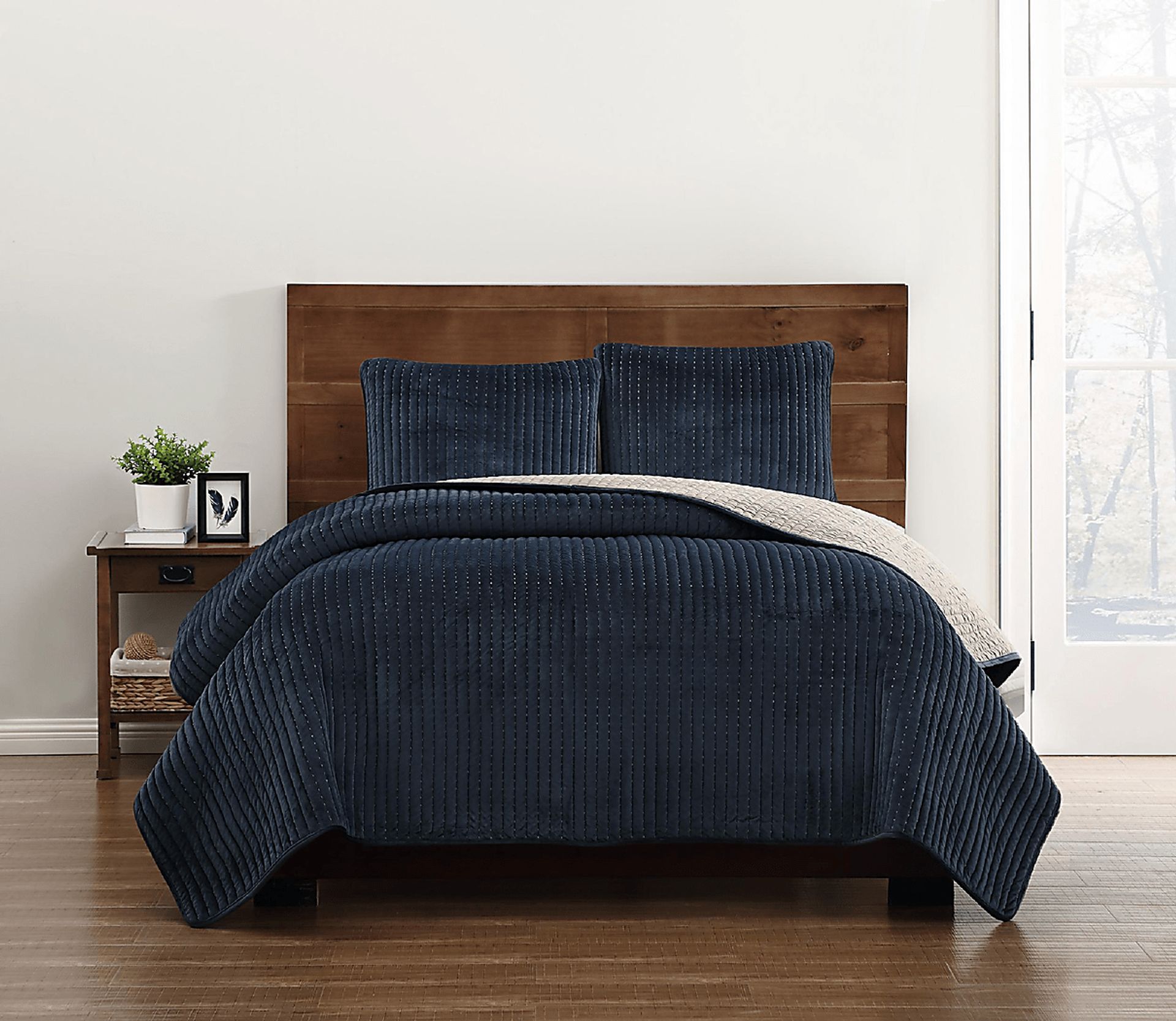 Kids Villiard Blue 3 Pc Full/Queen Comforter Set - Image 1