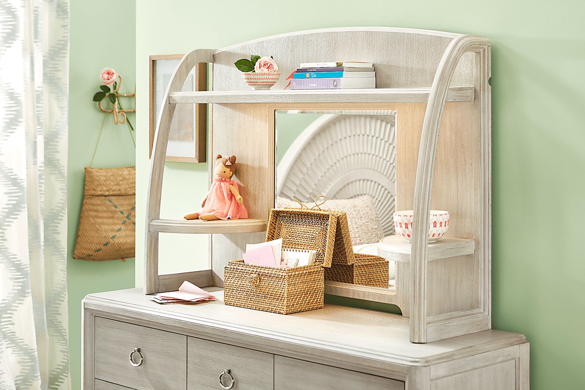 Kids Vivien Wirebrush Gray Vanity Desk and Hutch - Image 3